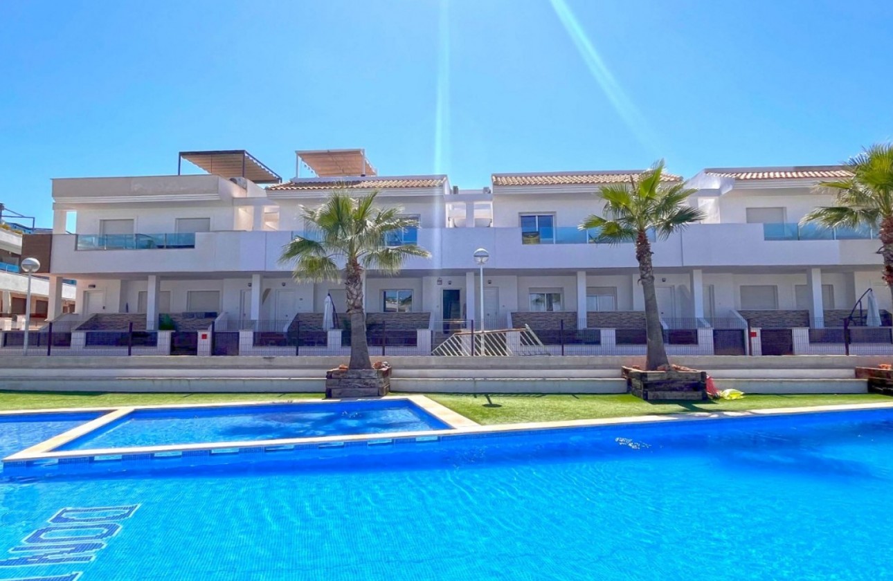 Resale - Villa - Torrevieja - Los Balcones - Los Altos del Edén