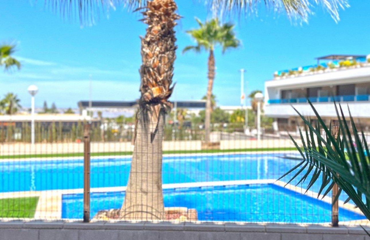 Resale - Villa - Torrevieja - Los Balcones - Los Altos del Edén