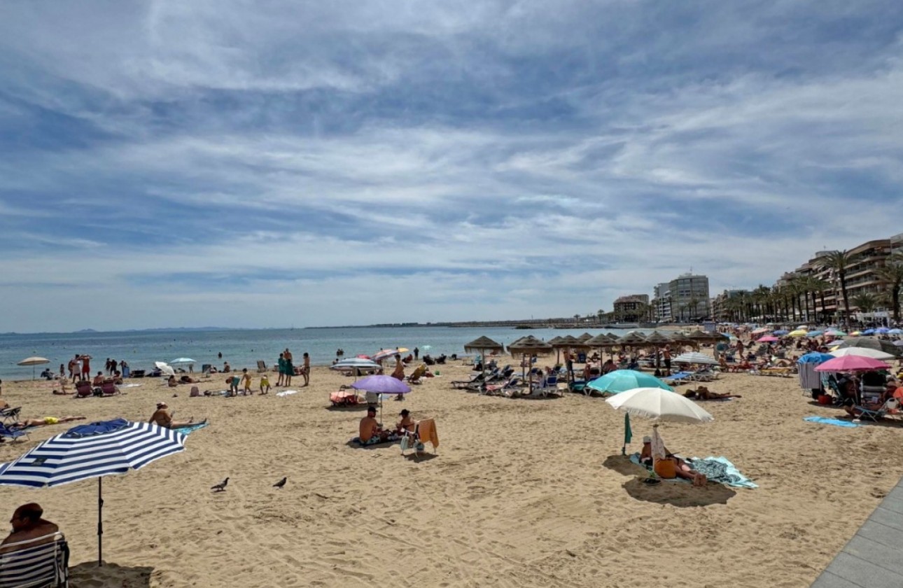 Resale - Apartment / flat - Torrevieja - Playa del Cura