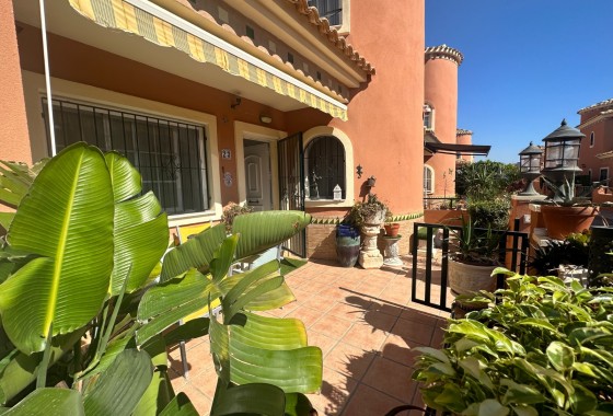 Resale - Villa - Orihuela - Playa Flamenca