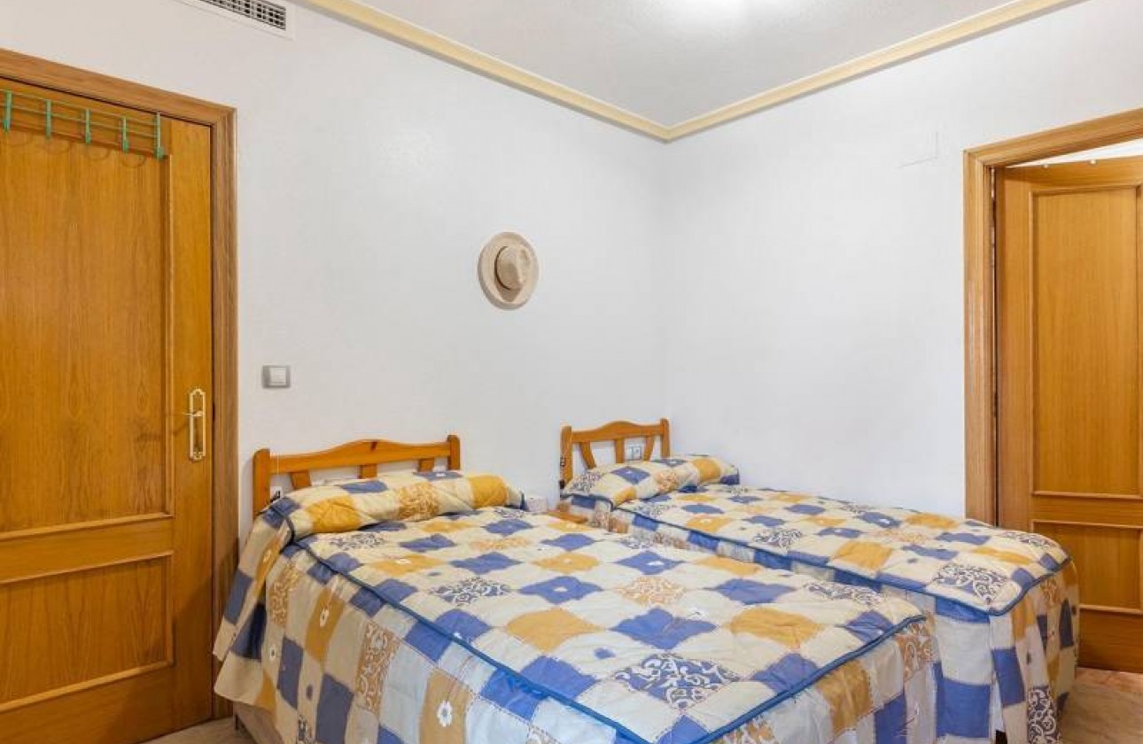 Revente - Appartement - Torrevieja - LA MATA