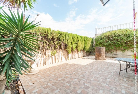 Resale - Villa - Orihuela Costa - La Florida