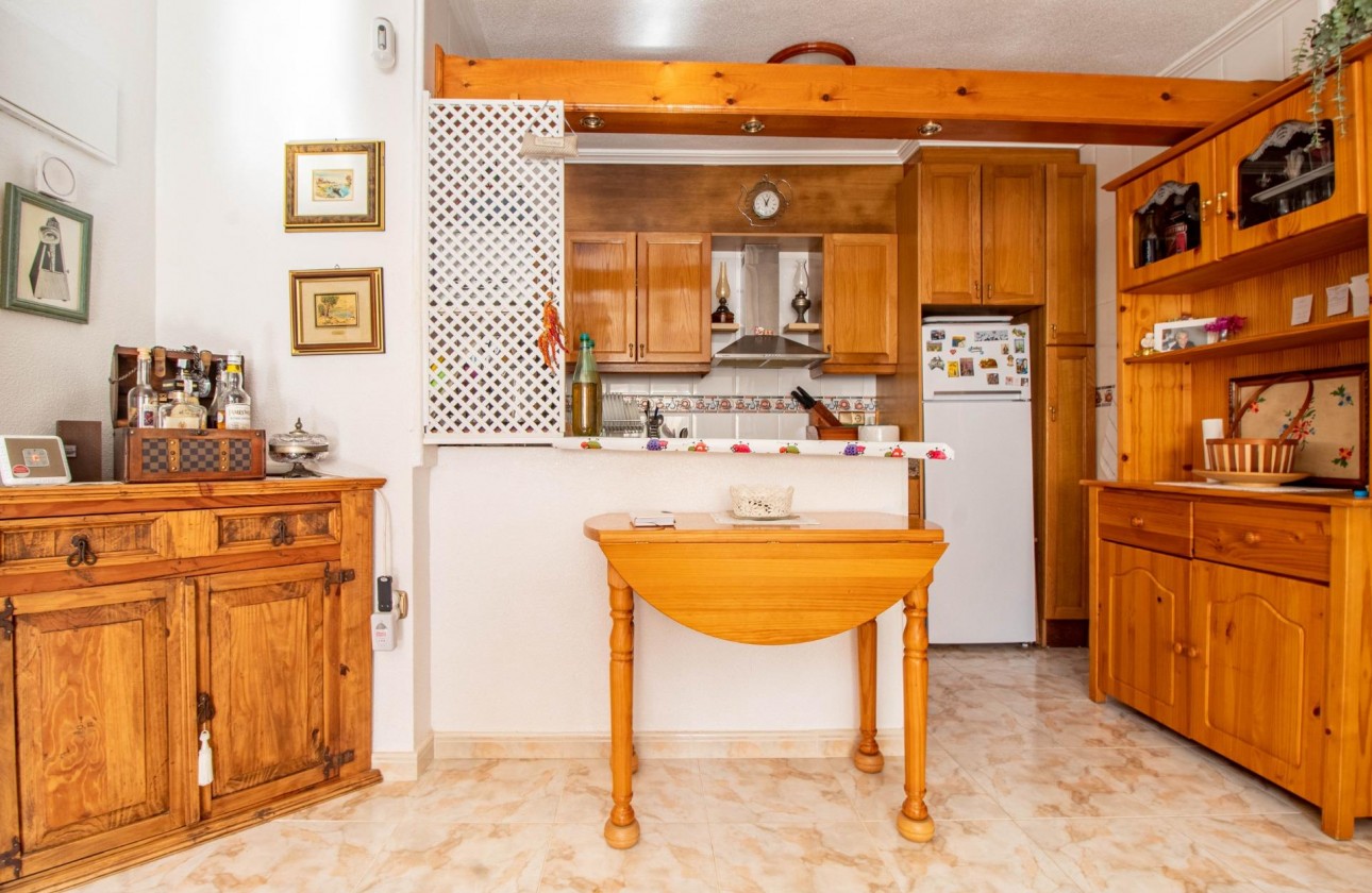 Resale - Villa - Orihuela Costa - La Zenia