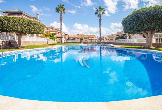 Reventa - Chalet - Orihuela Costa - La Zenia