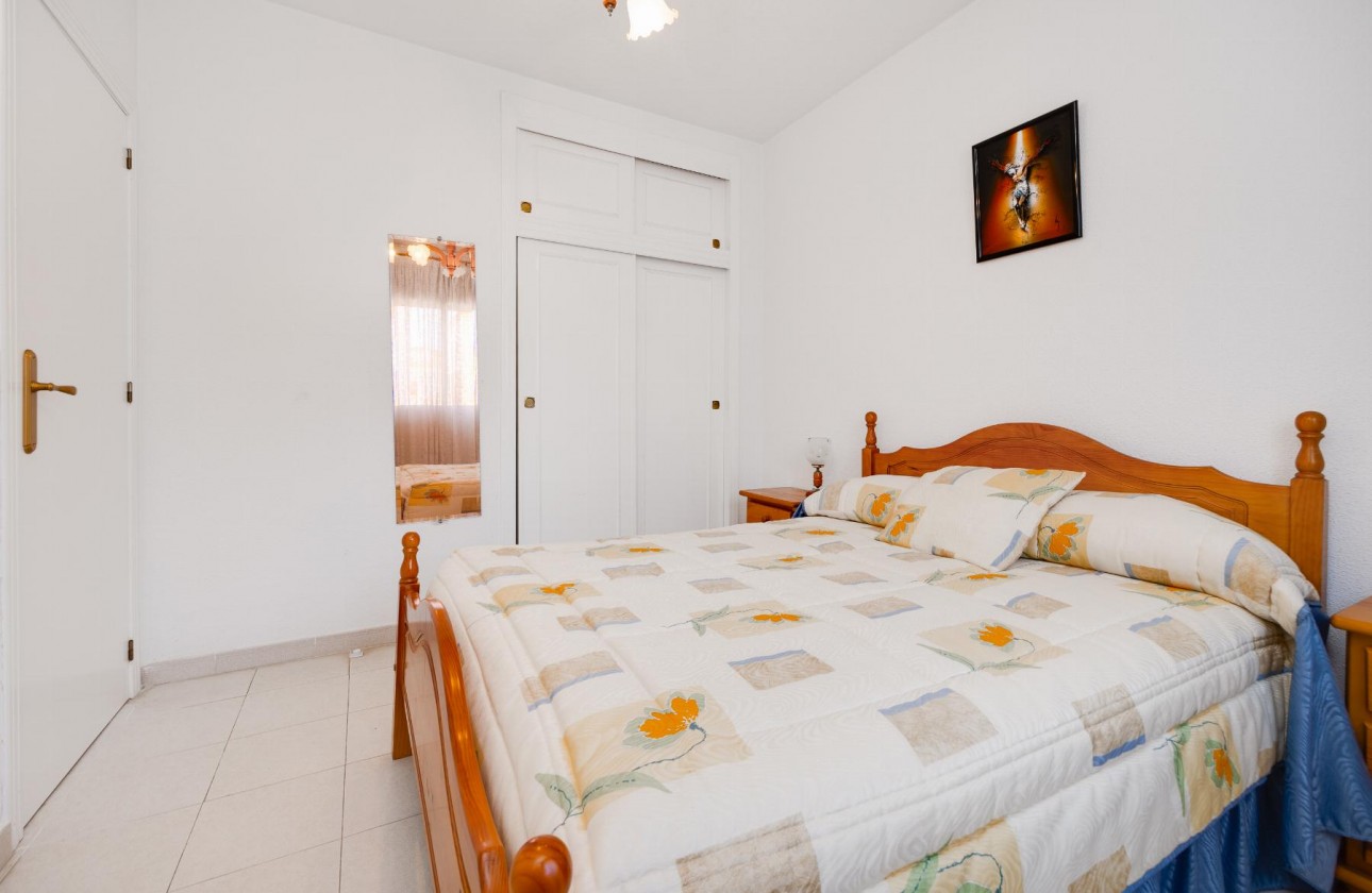 Resale - Bungalow - Torrevieja - playa de los naufragos