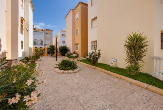 Resale - Bungalow - Torrevieja - playa de los naufragos