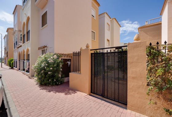 Resale - Bungalow - Torrevieja - playa de los naufragos