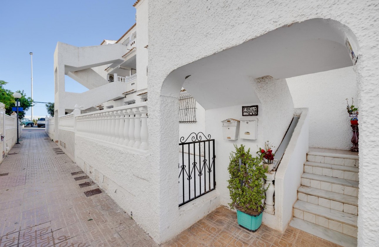 Resale - Bungalow - Torrevieja - playa de los naufragos