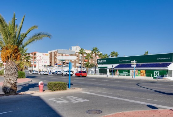 Resale - Bungalow - Torrevieja - playa de los naufragos