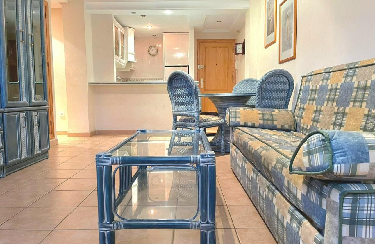 Resale - Apartment / flat - Torrevieja - Aguas nuevas 1