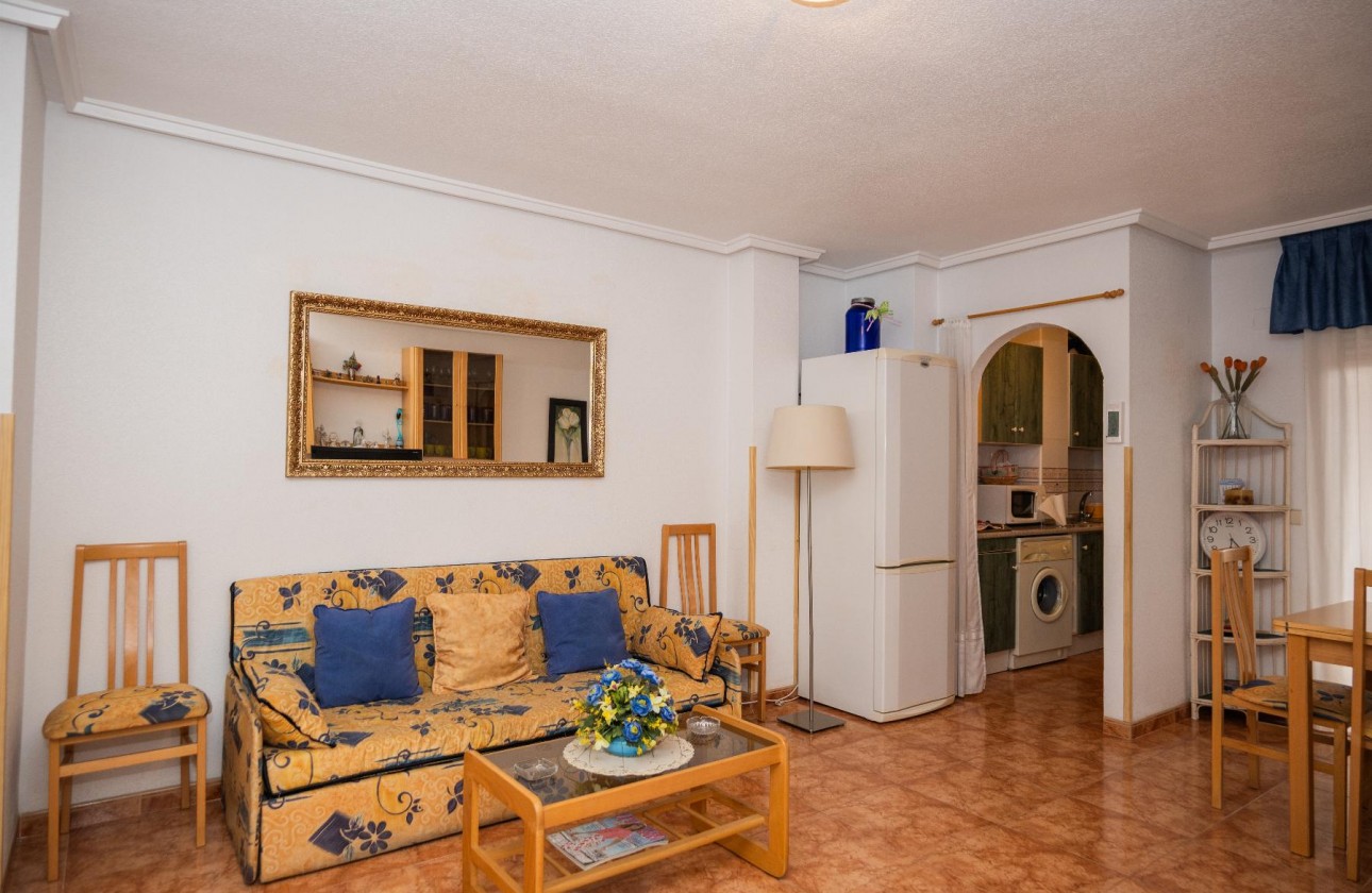 Resale - Apartment / flat - Torrevieja - Centro