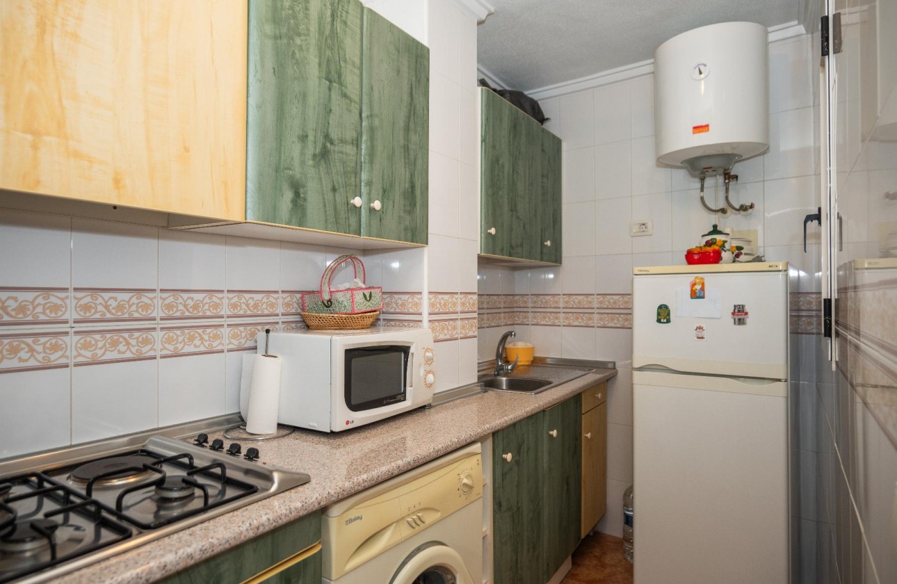 Resale - Apartment / flat - Torrevieja - Centro