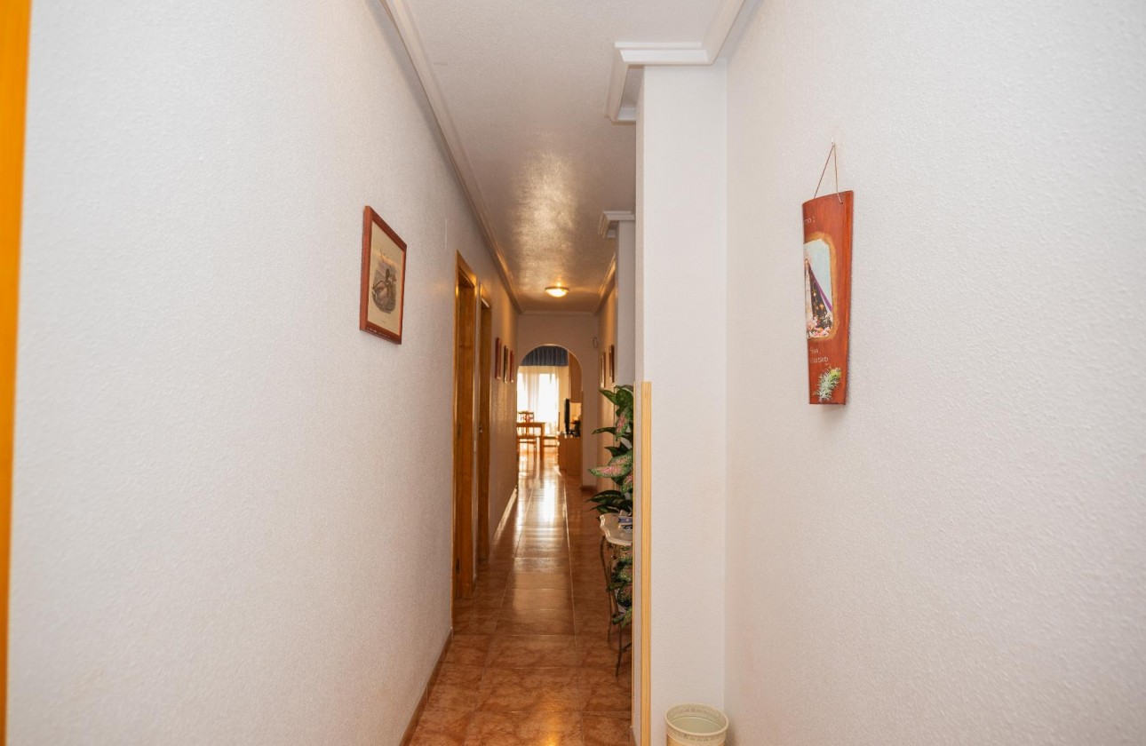 Reventa - Apartamento / piso - Torrevieja - Centro