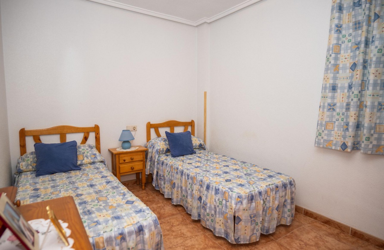 Resale - Apartment / flat - Torrevieja - Centro