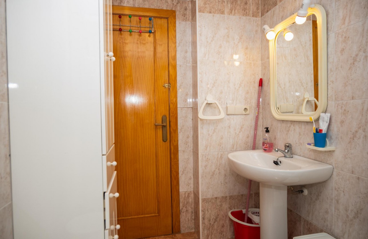 Revente - Appartement - Torrevieja - Centro