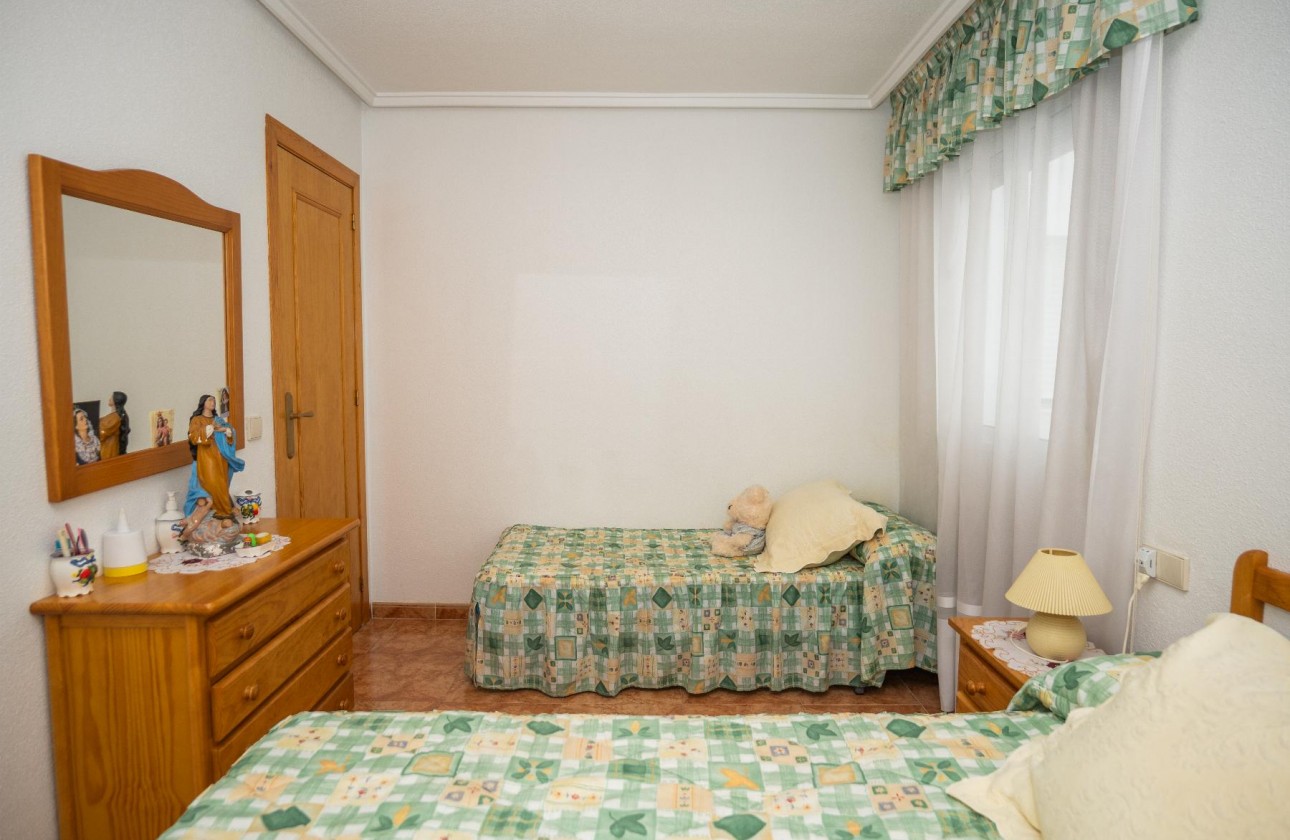 Resale - Apartment / flat - Torrevieja - Centro