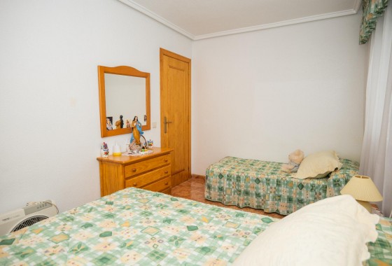 Resale - Apartment / flat - Torrevieja - Centro