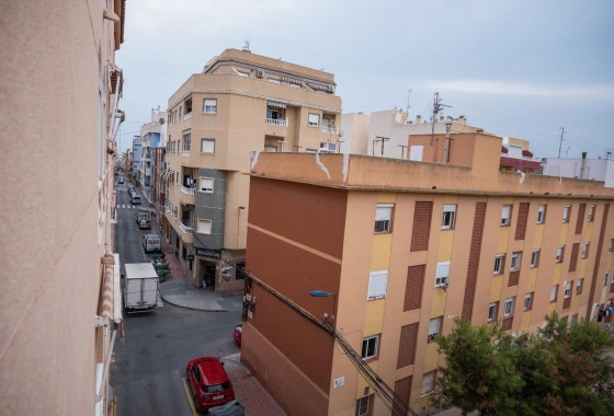 Resale - Apartment / flat - Torrevieja - Centro