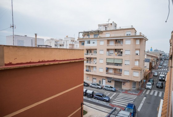 Resale - Apartment / flat - Torrevieja - Centro