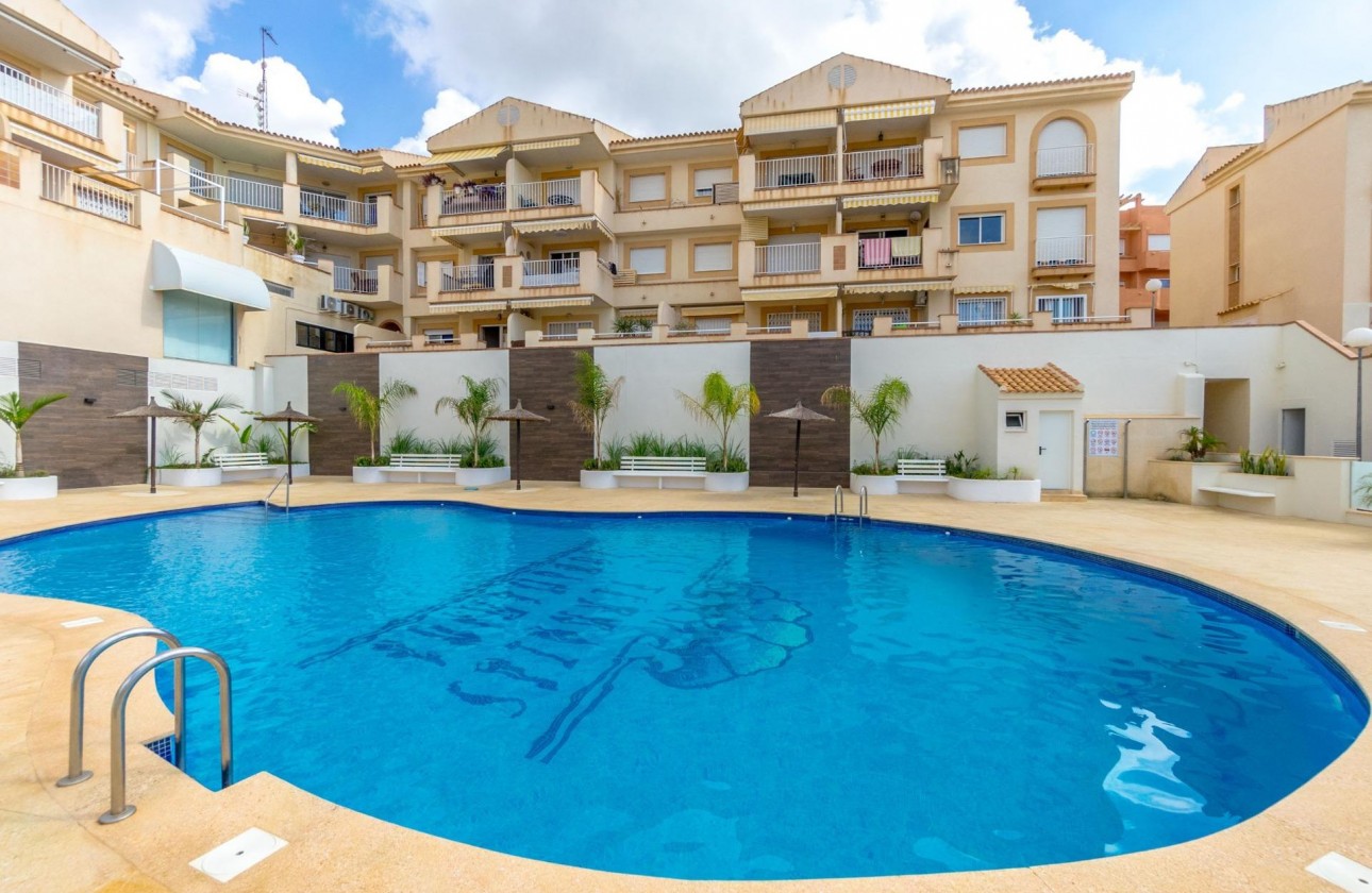 Resale - Apartment / flat - Orihuela Costa - Campoamor