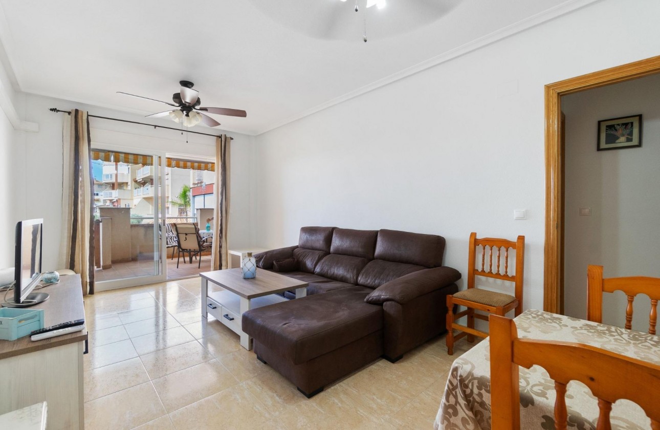 Resale - Apartment / flat - Orihuela Costa - Campoamor