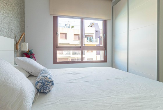 Resale - Apartment / flat - Pilar de la Horadada - Mil Palmeras