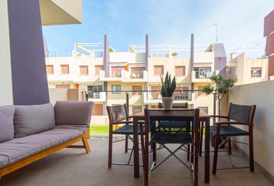 Resale - Apartment / flat - Pilar de la Horadada - Mil Palmeras