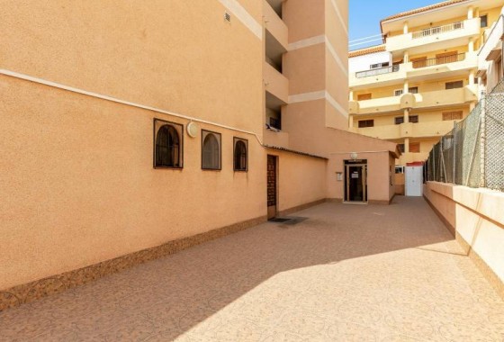 Reventa - Apartamento / piso - Torrevieja - LA MATA