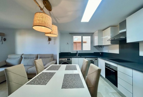 Resale - Apartment / flat - Torrevieja - Punta prima