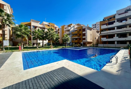 Resale - Apartment / flat - Torrevieja - Punta prima