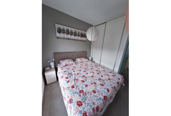 Resale - Apartment / flat - Pilar de la Horadada