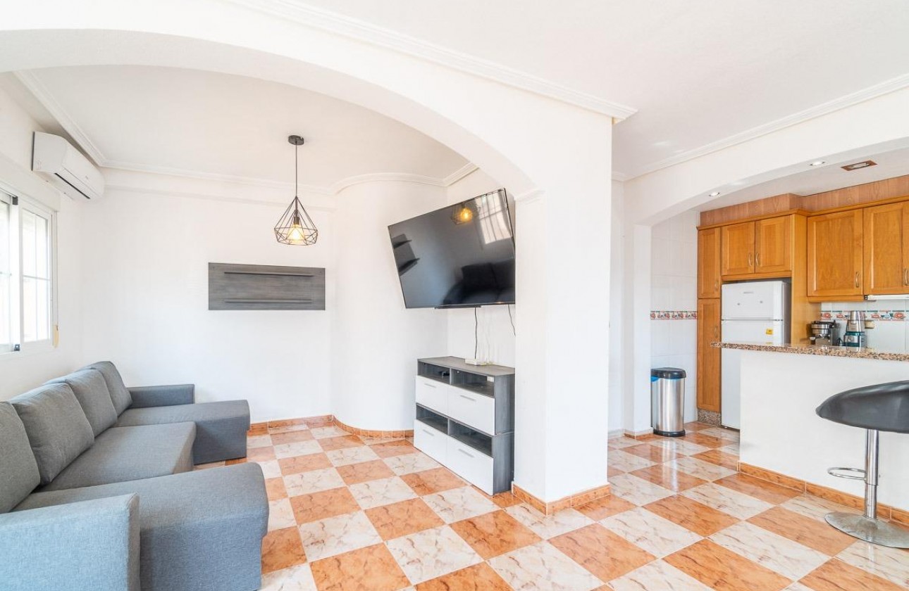 Resale - Villa - Orihuela Costa - Los Dolses