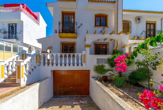 Resale - Villa - Torrevieja - Los altos