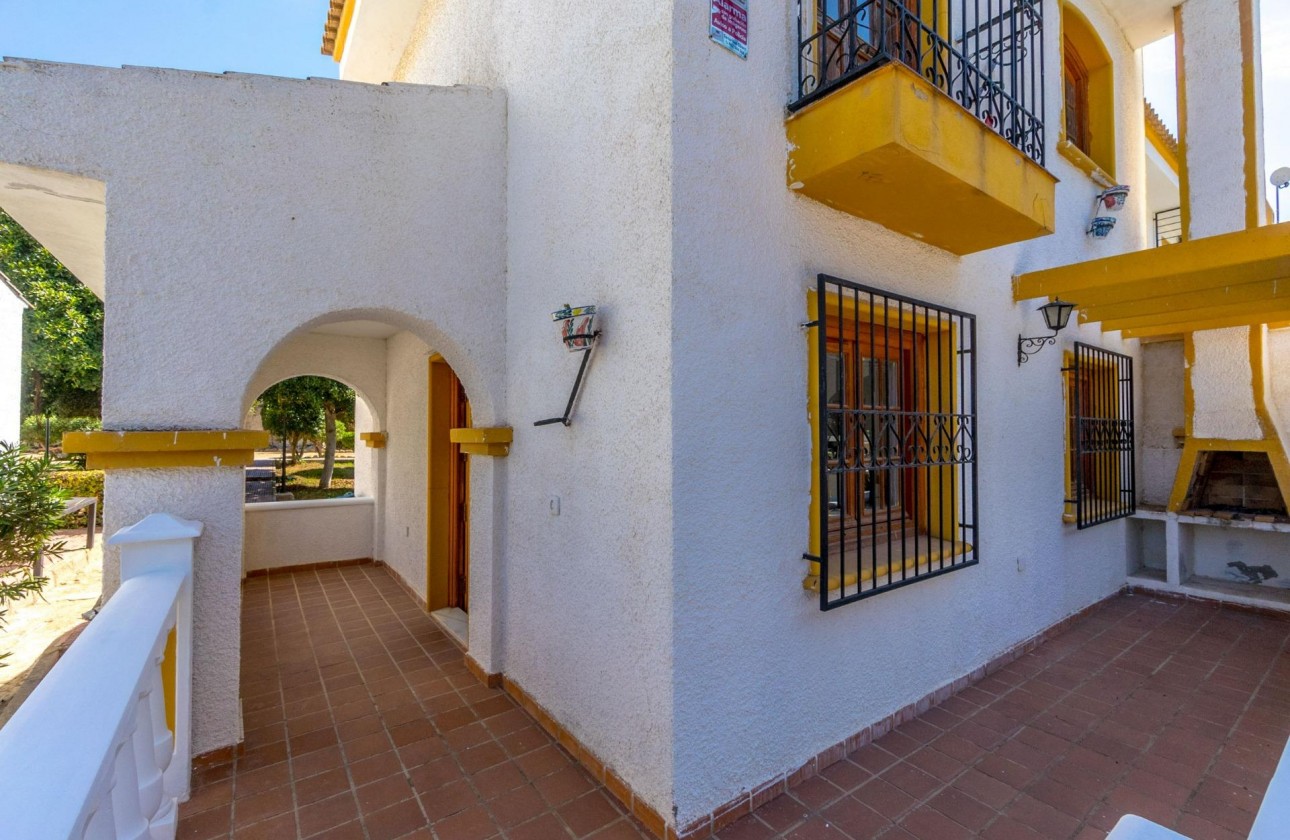 Resale - Villa - Torrevieja - Los altos