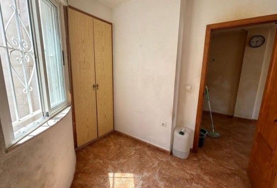 Reventa - Apartamento / piso - Torrevieja - torrevieja