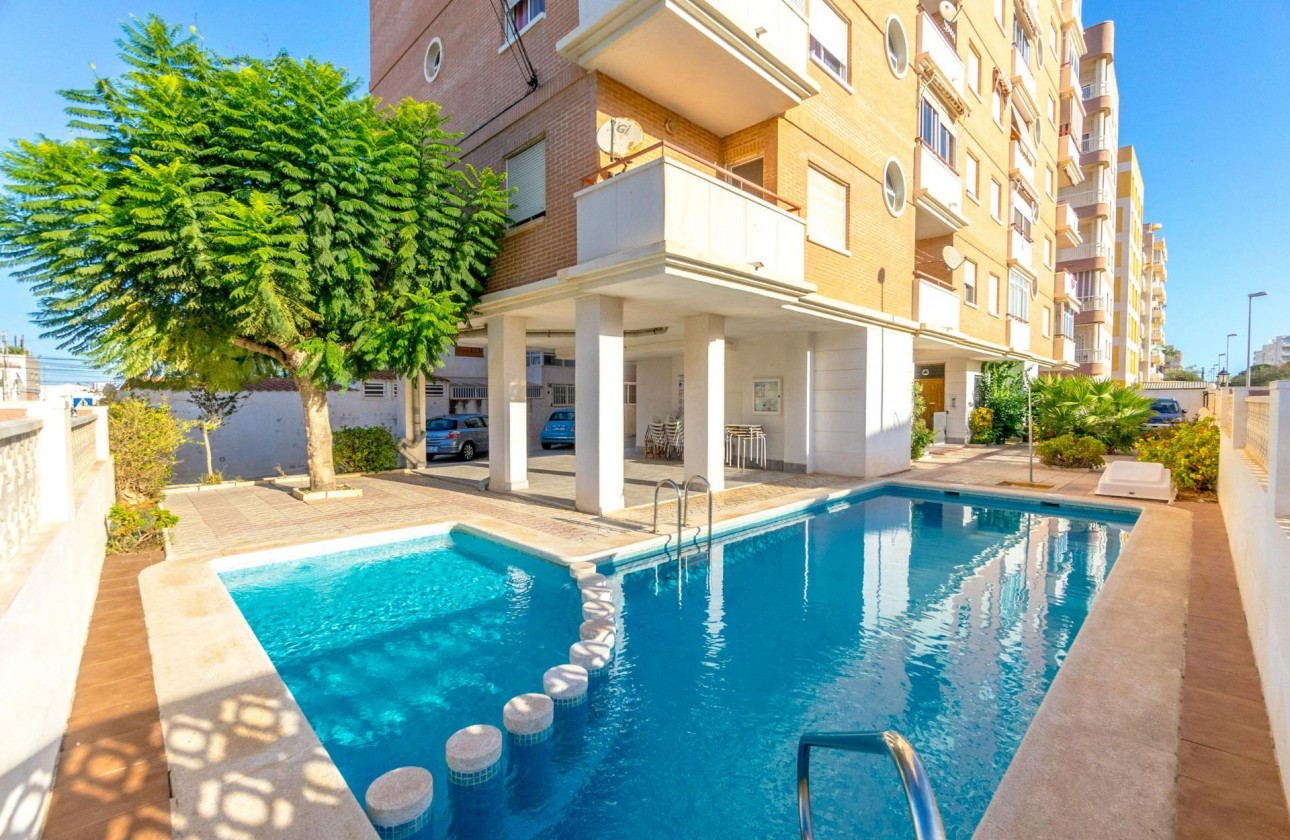 Resale - Apartment / flat - Torrevieja - Nueva Torrevieja