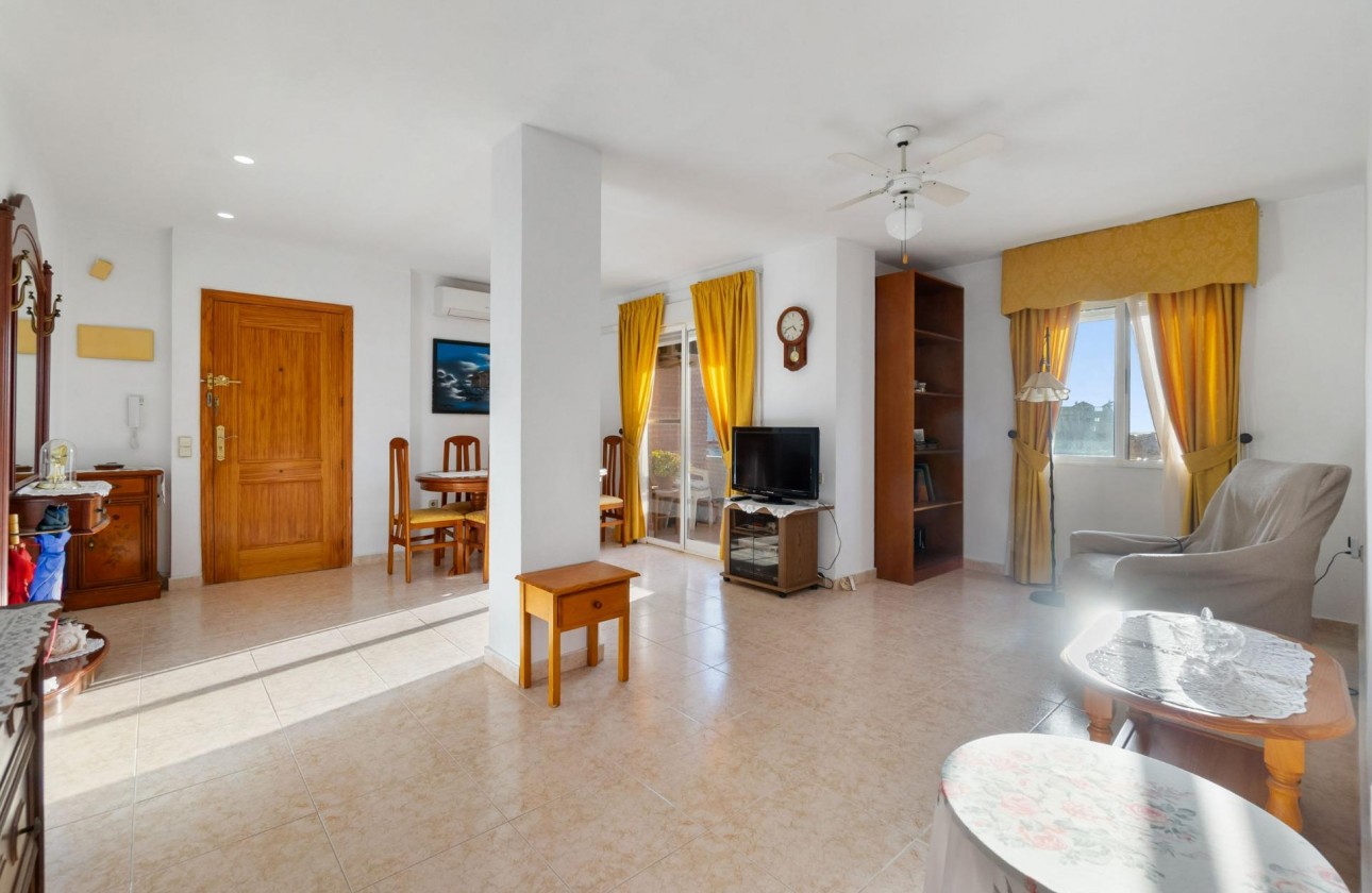 Resale - Apartment / flat - Torrevieja - Nueva Torrevieja