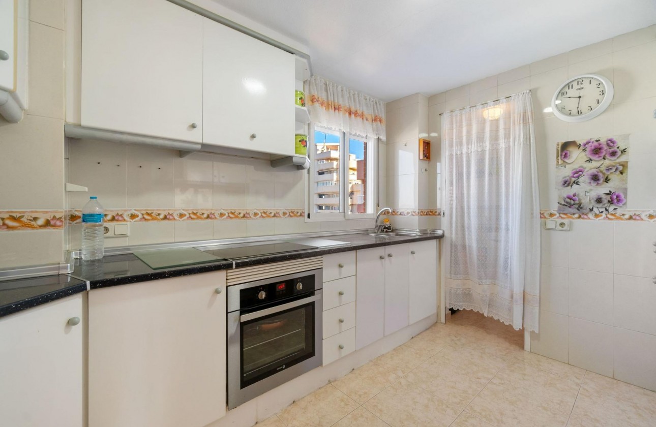 Resale - Apartment / flat - Torrevieja - Nueva Torrevieja