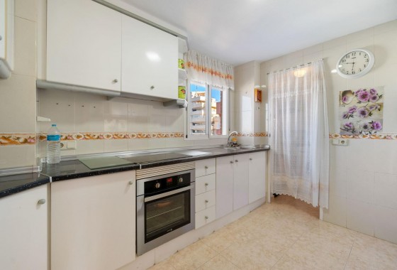 Resale - Apartment / flat - Torrevieja - Nueva Torrevieja