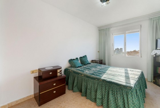 Resale - Apartment / flat - Torrevieja - Nueva Torrevieja