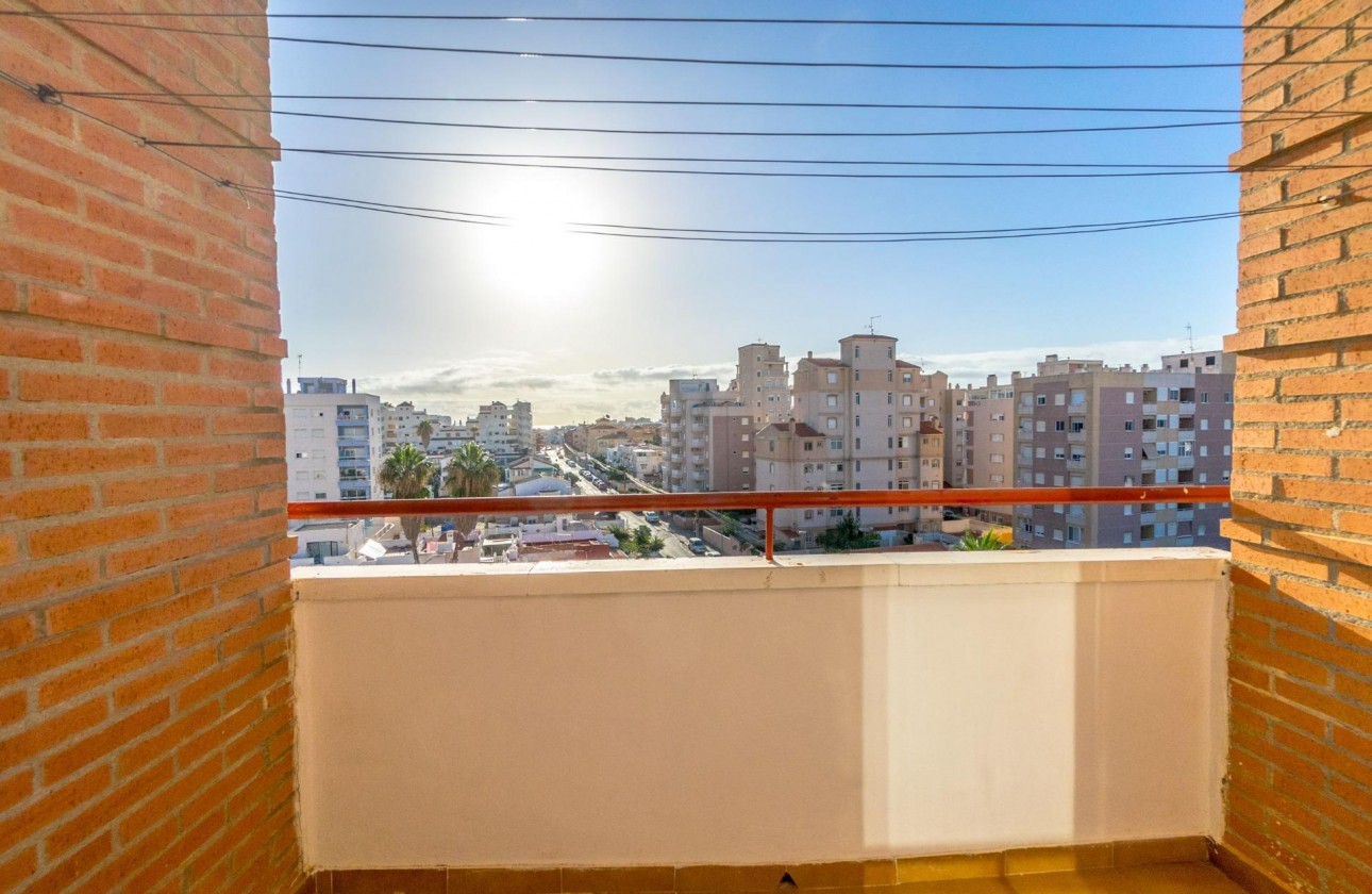 Resale - Apartment / flat - Torrevieja - Nueva Torrevieja