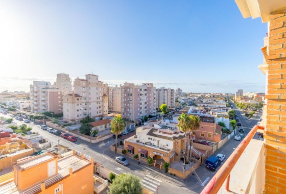 Resale - Apartment / flat - Torrevieja - Nueva Torrevieja