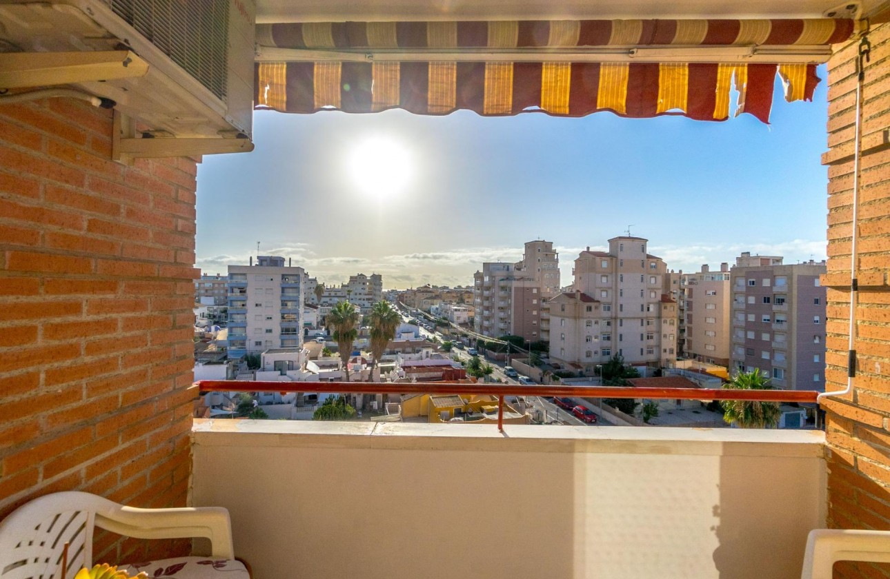 Revente - Appartement - Torrevieja - Nueva Torrevieja