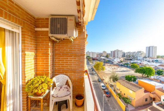 Resale - Apartment / flat - Torrevieja - Nueva Torrevieja