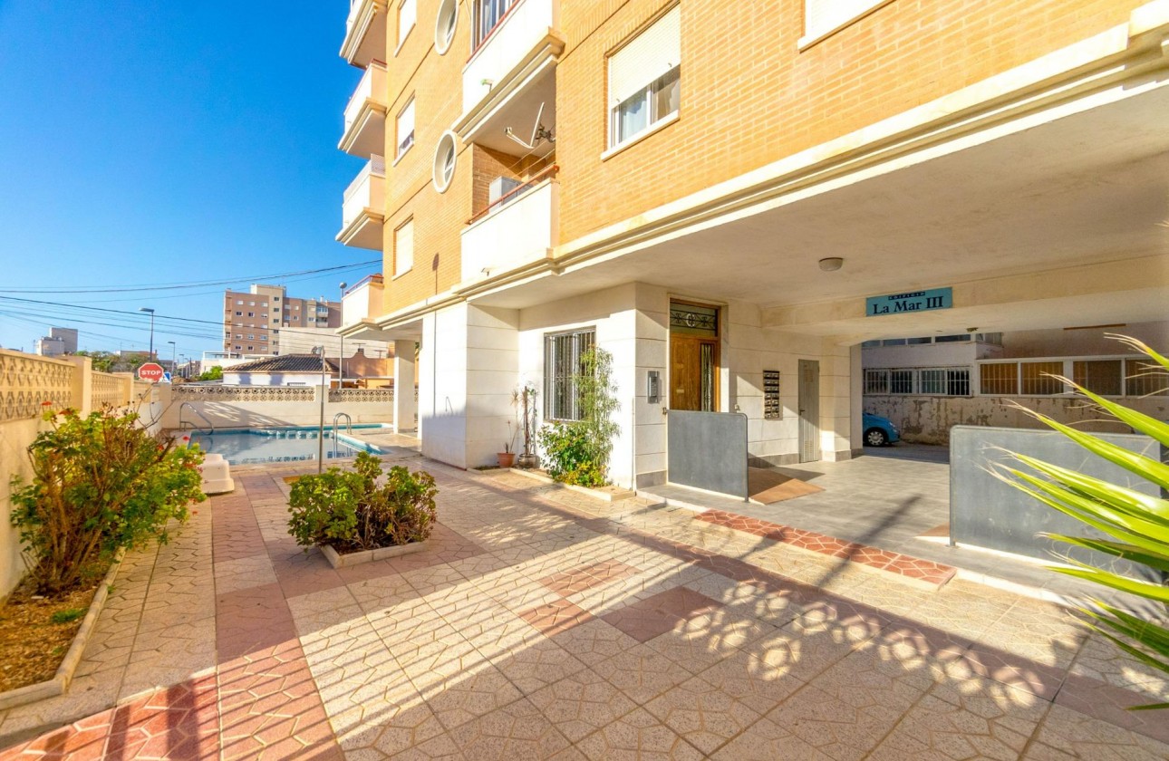 Revente - Appartement - Torrevieja - Nueva Torrevieja