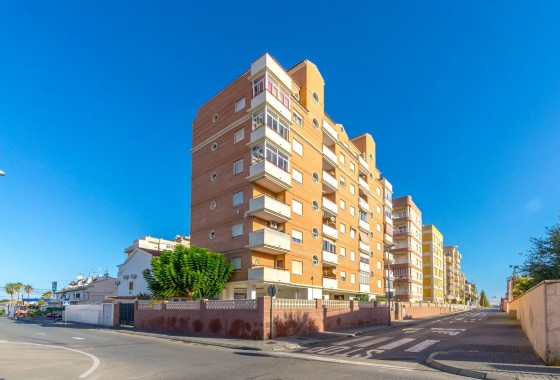 Resale - Apartment / flat - Torrevieja - Nueva Torrevieja