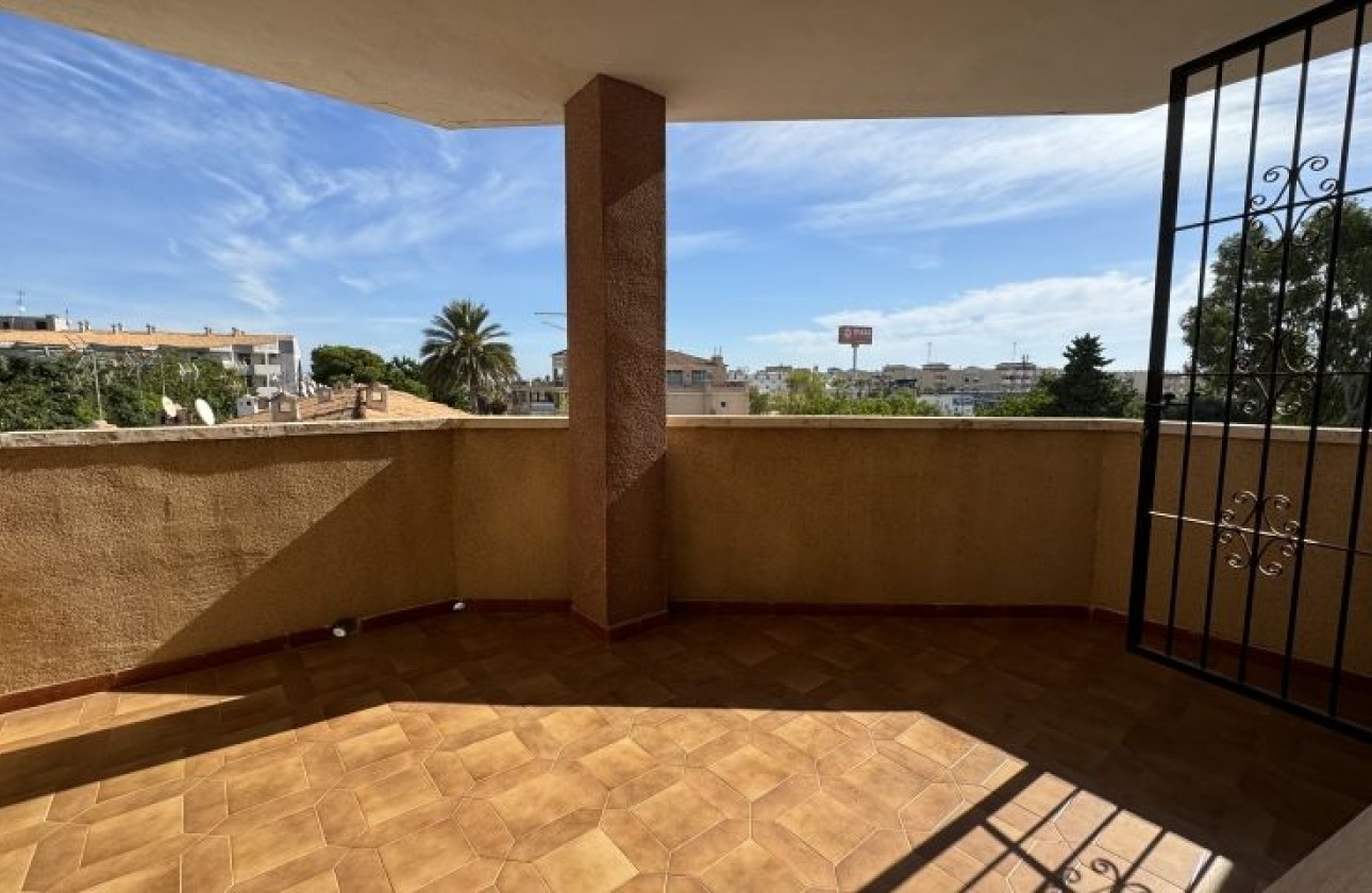 Resale - Apartment / flat - Orihuela Costa