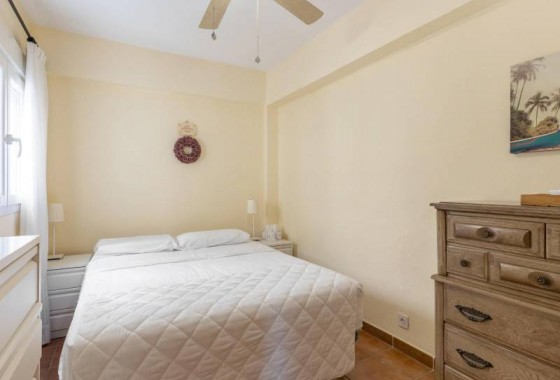 Resale - Apartment / flat - Torrevieja - Estacion de autobuses