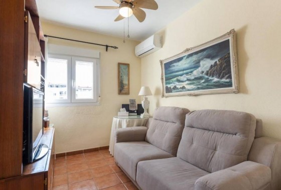 Resale - Apartment / flat - Torrevieja - Estacion de autobuses