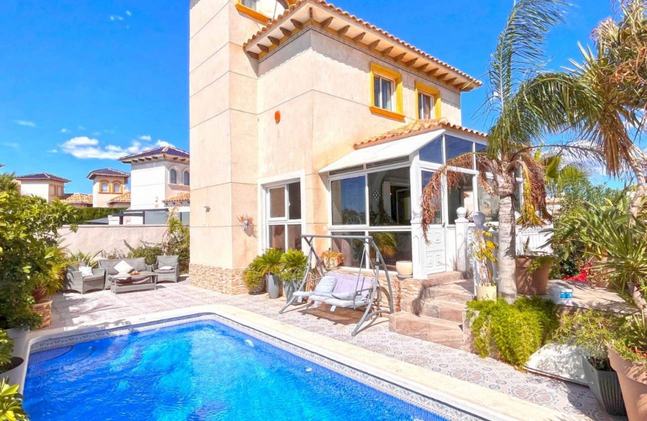 Revente - Villa - Orihuela Costa - La Zenia